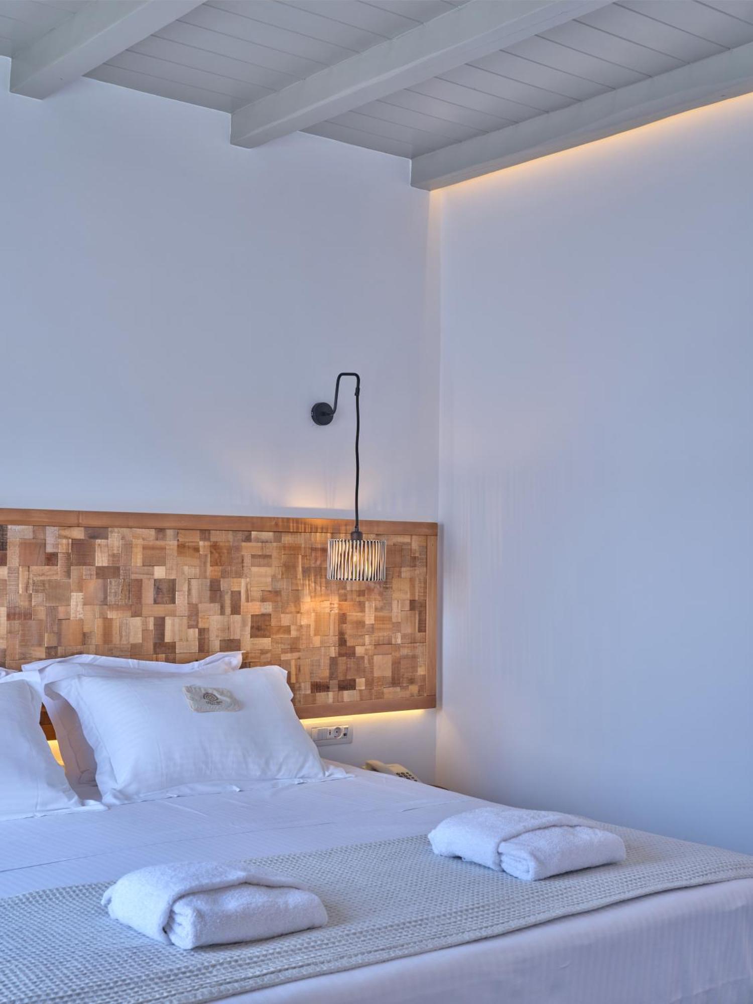 Parian Village Beach Hotel - Adults Only Páros 客房 照片